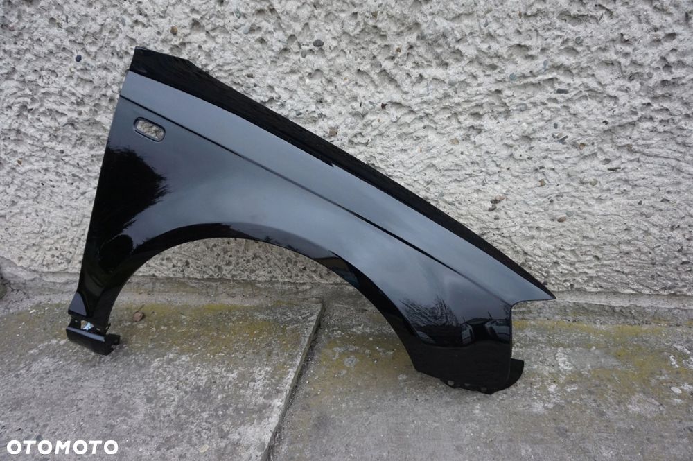 BŁOTNIK PRZEDNI PRAWY AUDI A3 8P LY9B 03/08r - 4