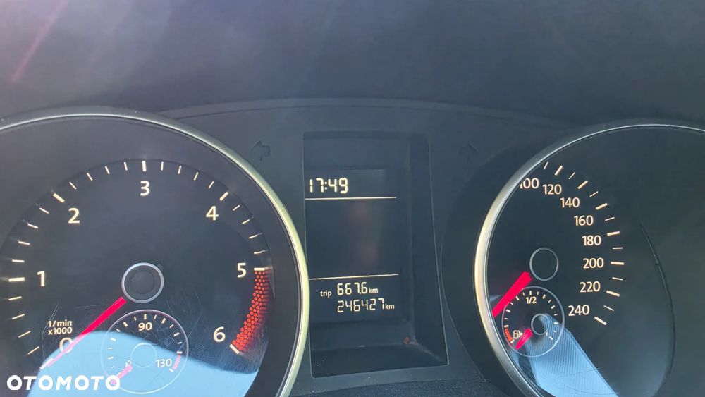 Volkswagen Golf - 13