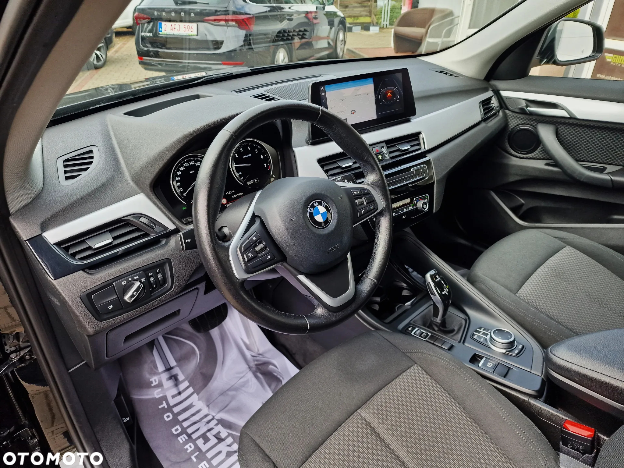 BMW X1 sDrive20i - 18
