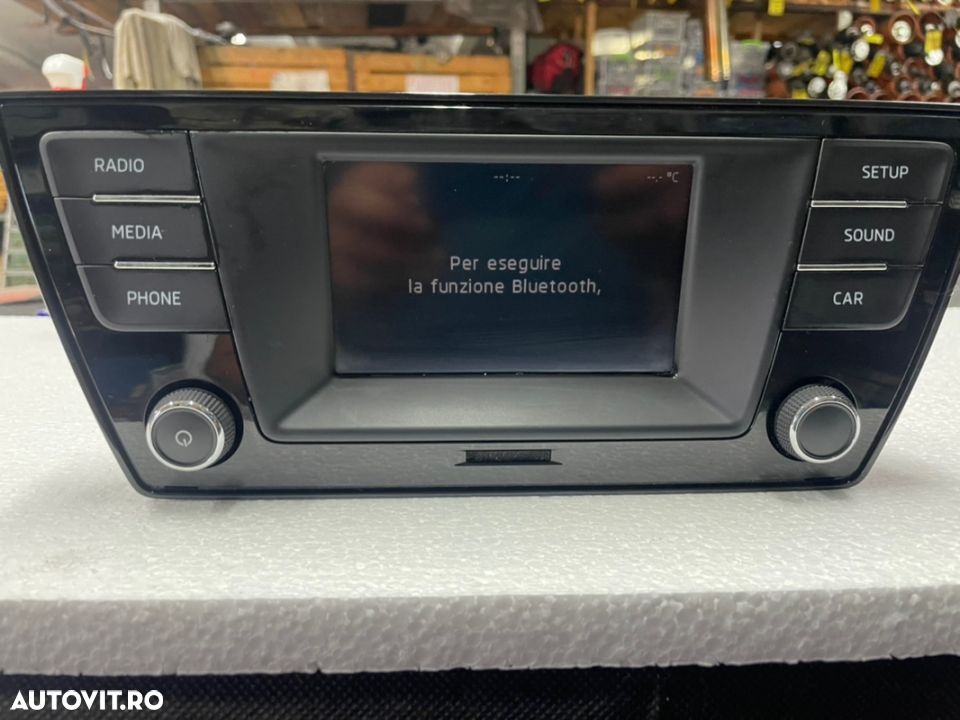 Unitate media Skoda Fabia 3 cod 6V0035871 an 2015-2020 cu Bluetooth si slot de card - 2