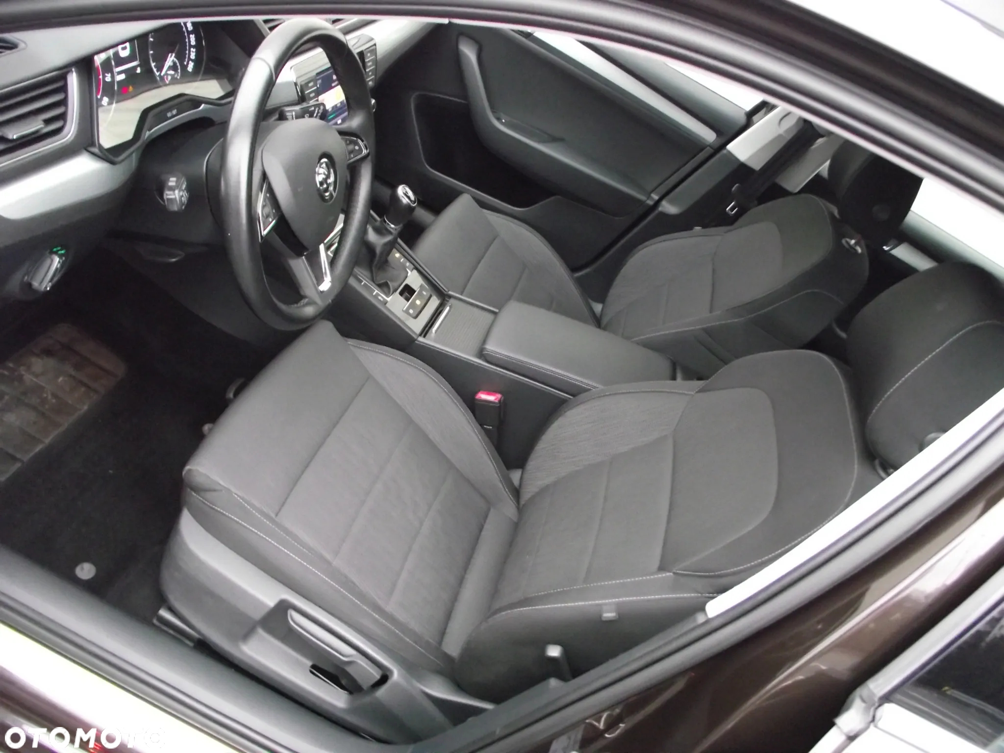 Skoda Superb 1.8 TSI Ambition - 17