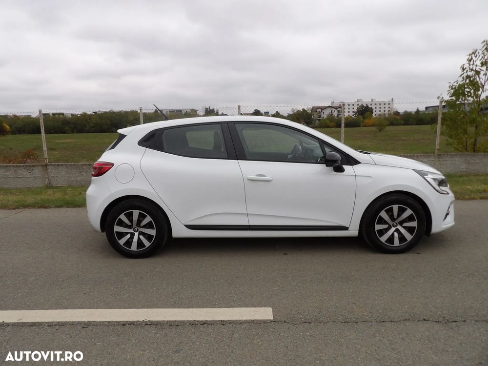 Renault Clio - 7