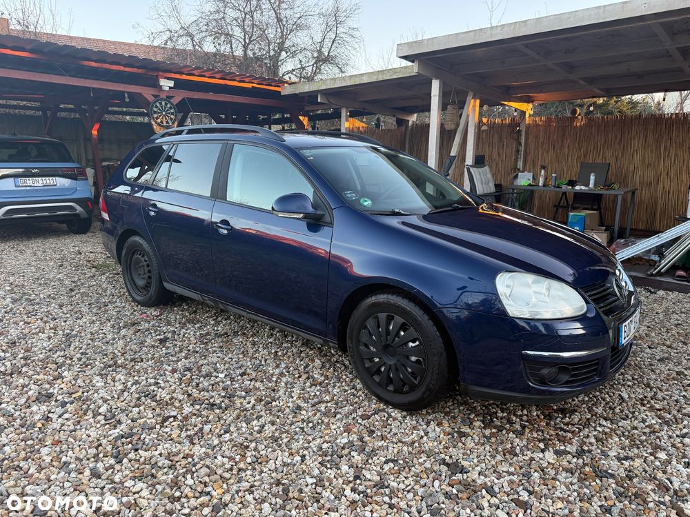 Volkswagen Golf 1.9 TDI DPF Trendline BlueMotion - 7