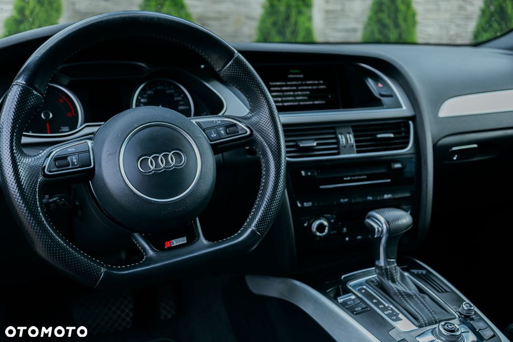 Audi A4 Avant 2.0 TDI DPF quattro S tronic S line Sportpaket - 9