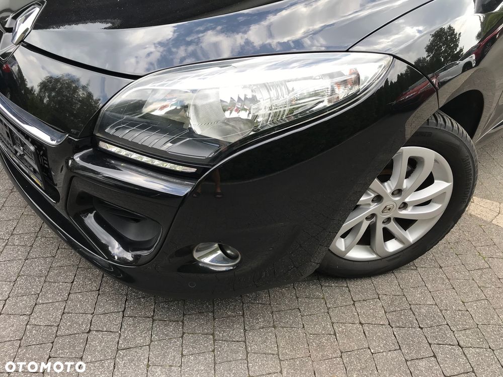 Renault Megane 1.6 16V 110 LIMITED - 25