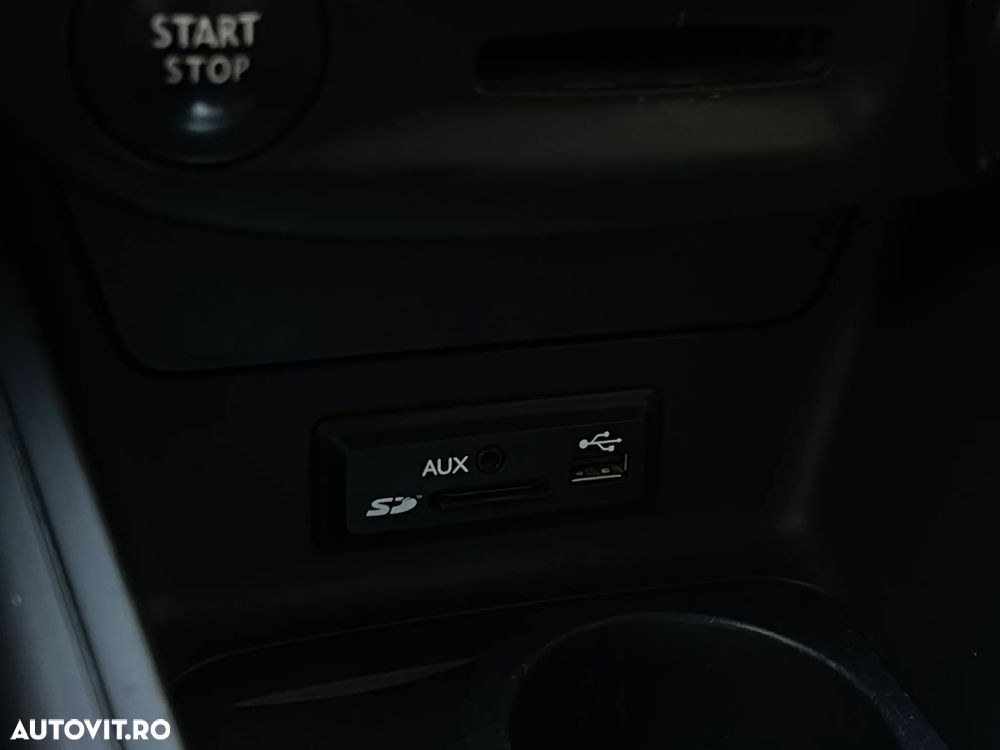 Renault Megane dCi 110 FAP LIMITED - 26