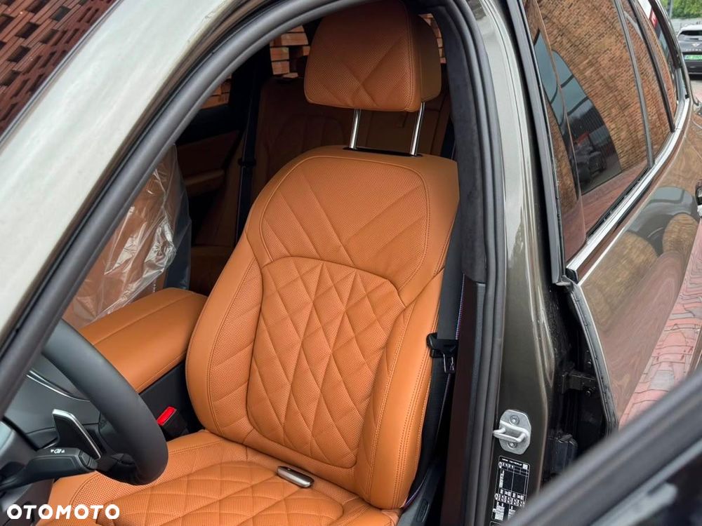 BMW X5 xDrive40i mHEV Individual Edition sport - 8