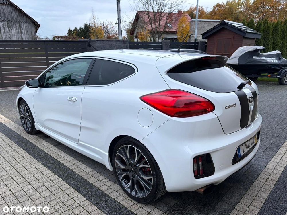 Kia ProCeed Pro_cee'd 1.6 T-GDI GT L - 11