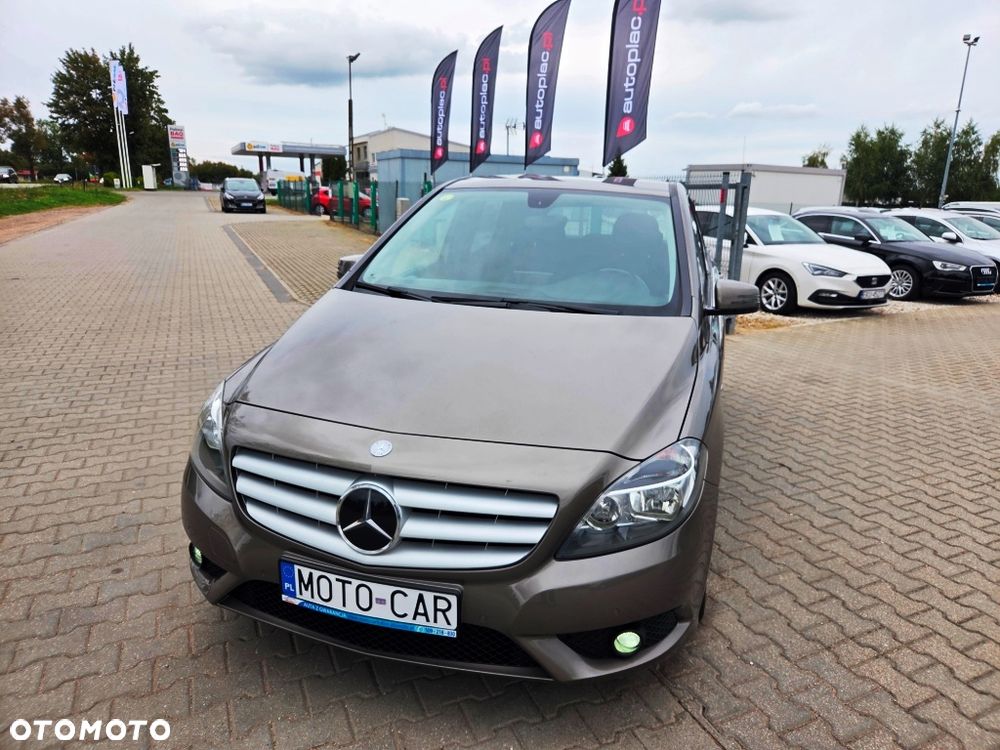 Mercedes-Benz Klasa B 180 CDI (BlueEFFICIENCY) 7G-DCT - 22