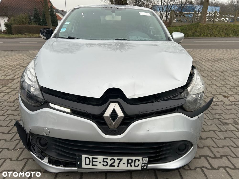 Renault Clio - 18