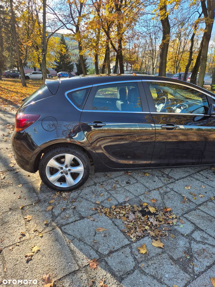 Opel Astra 1.4 T Cosmo - 5