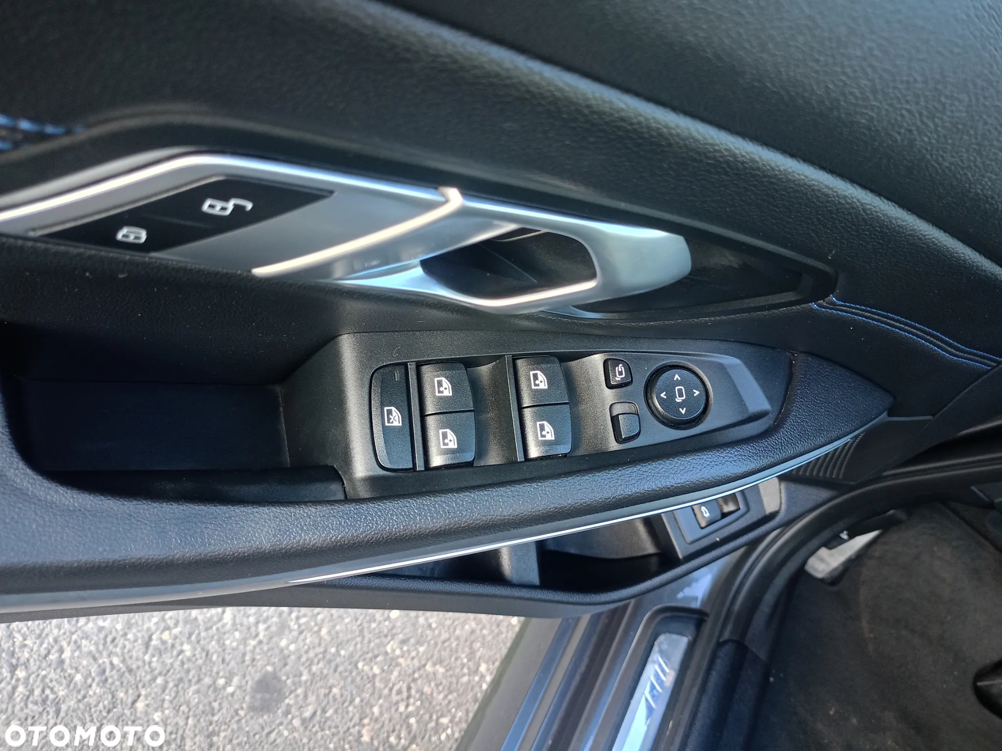 BMW Seria 3 330e Touring xDrive M Sport - 23