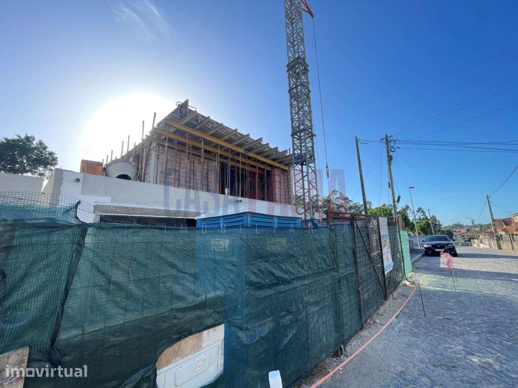 MORADIA T3 PREMIUM EM CONSTRUÇÃO | DESIGN CONTEMPORÂNEO | BEIRIZ, P... - Grande imagem: 3/16