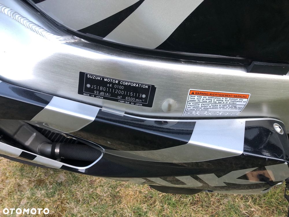 Suzuki GSX-R - 10