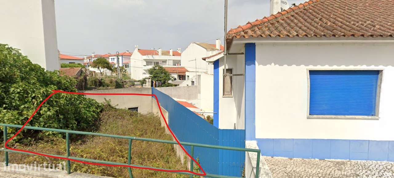 Garagem com terreno no centro de Aveiras de Cima com possibilidade co - Grande imagem: 2/11