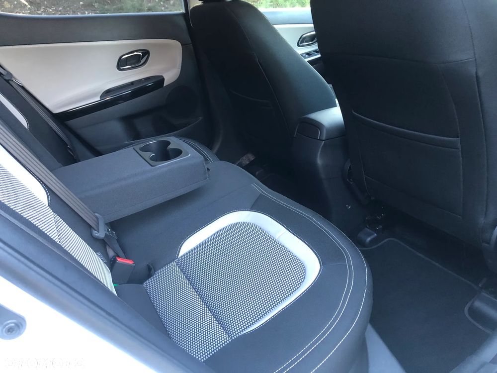 Kia Ceed 1.6 CRDi 128 Dream Team Edition - 31