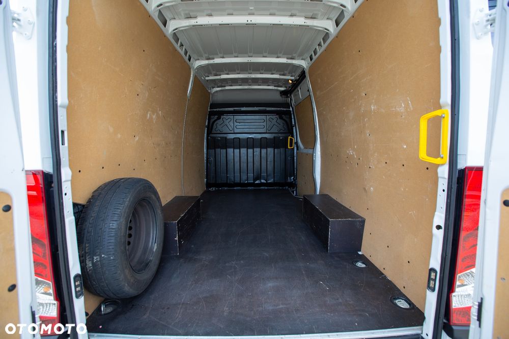 Iveco Daily L3H2 35S14 *ŚREDNI* - 8