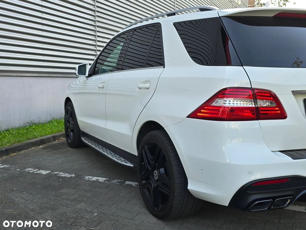 Mercedes-Benz ML 350 BlueTec 4-Matic - 35