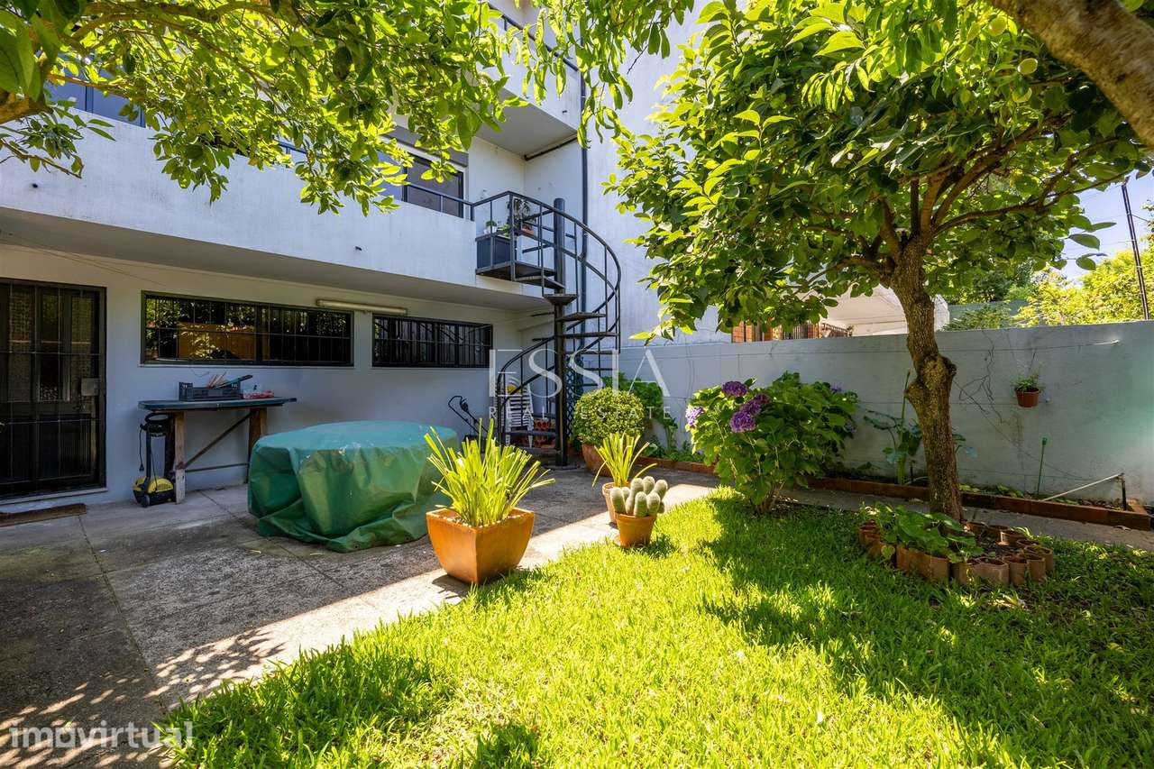 Moradia T4 Jardim Garagem Fechada 4 Viaturas Aldoar Foz do Douro