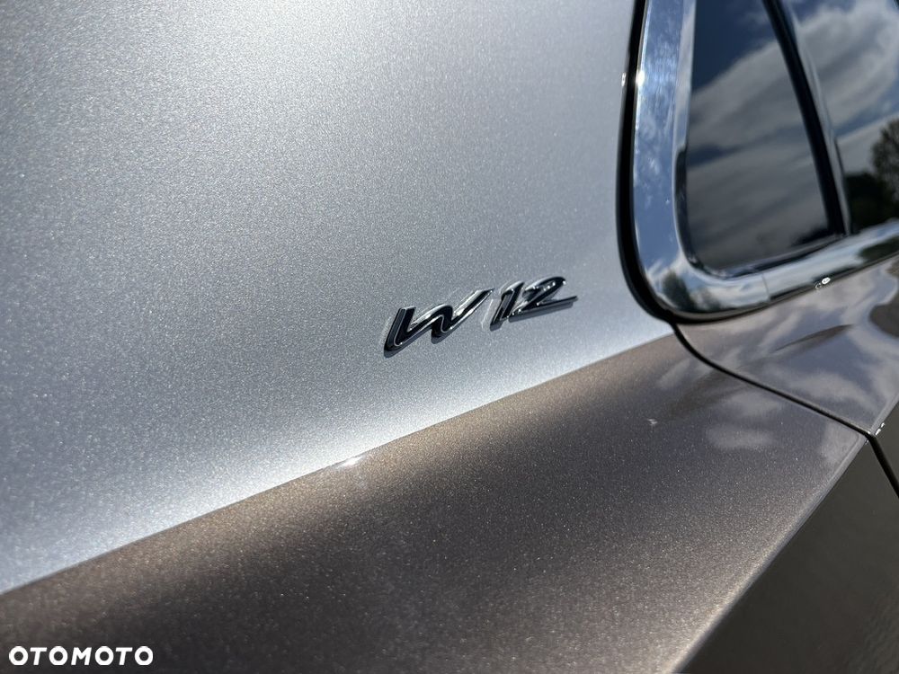 Bentley Flying Spur W12 - 13