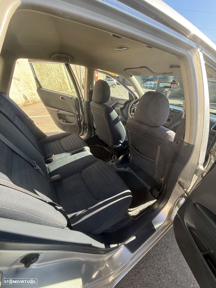 Honda Civic 1.4i S - 11