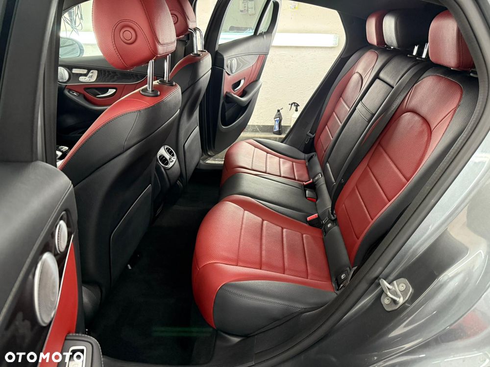 Mercedes-Benz GLC - 1