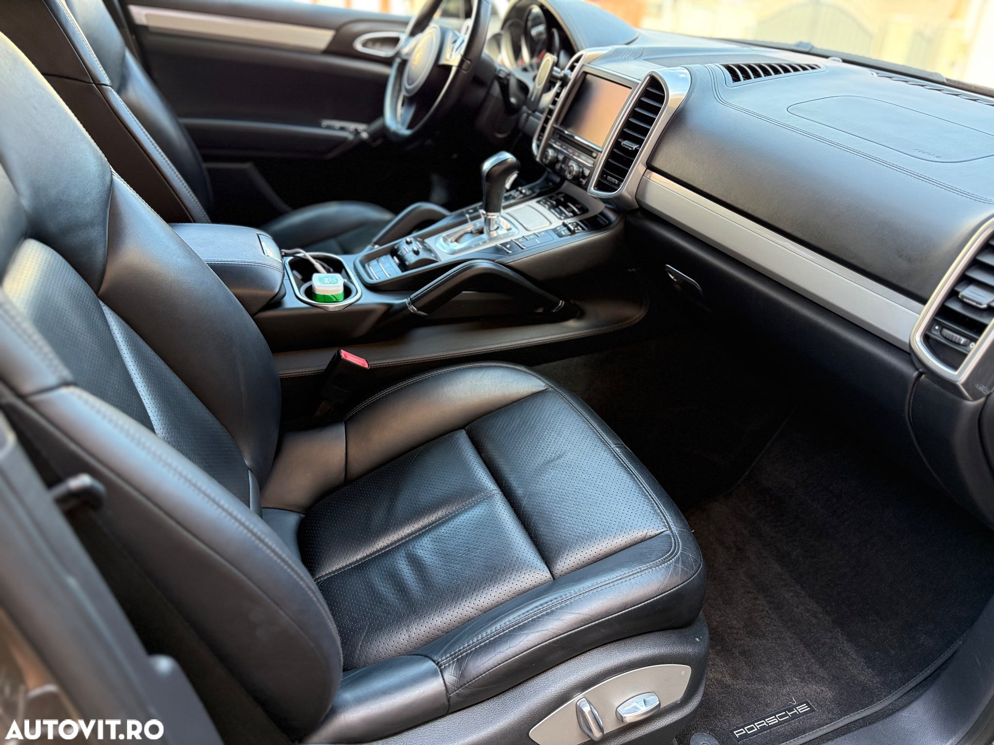 Porsche Cayenne Diesel Platinum Edition - 9