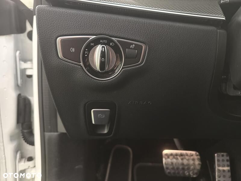 Mercedes-Benz Klasa E 220 d 4-Matic AMG - 14