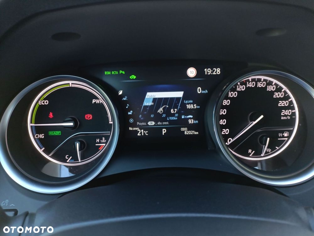 Toyota Camry 2.5 Hybrid Executive CVT - 18