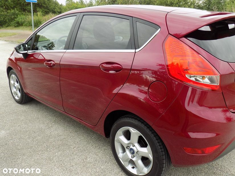 Ford Fiesta 1.4 Champions Edition - 5
