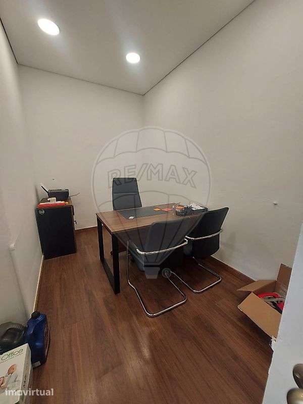 Loja  para arrendamento - Grande imagem: 2/5