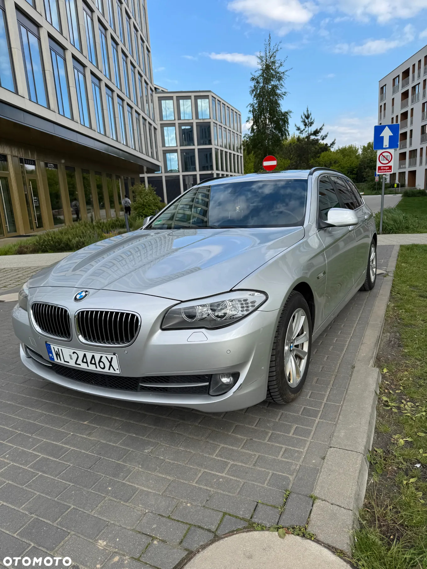 BMW Seria 5 520d Touring - 10