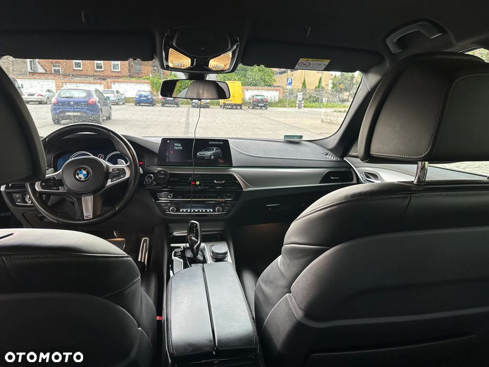 BMW Seria 5 530i - 13