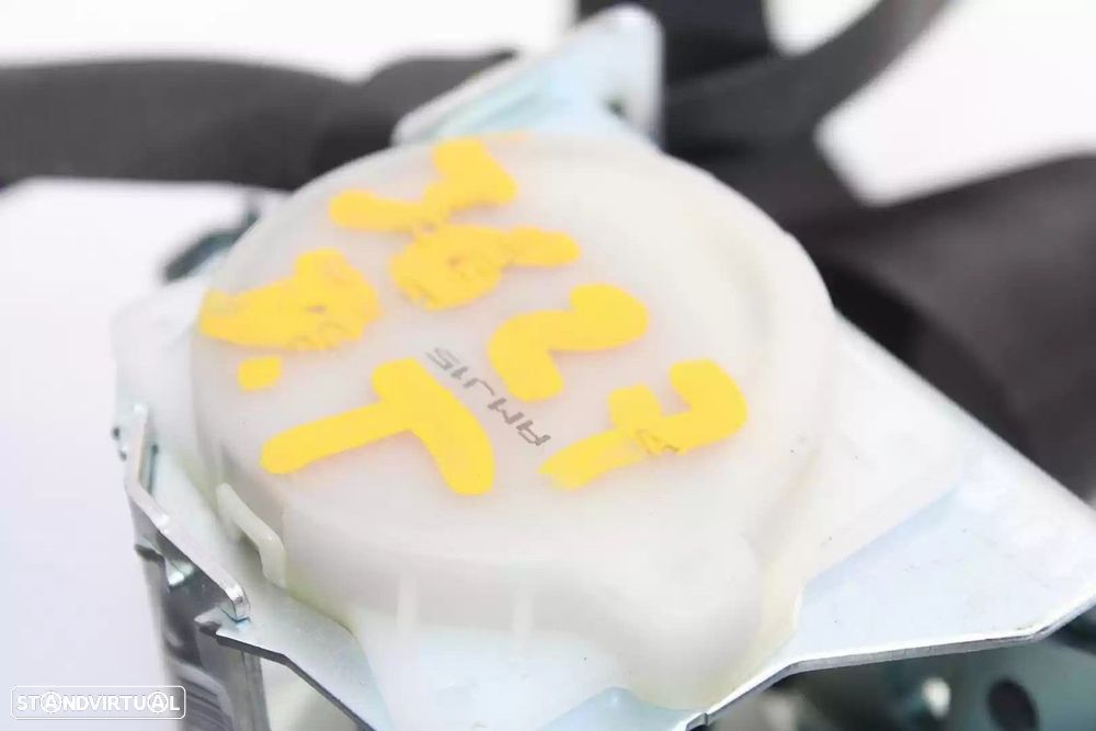 CINTO SEGURANÇA TRASEIRO DIREITO HYUNDAI SANTA FÉ II 2011 -898202B000 - 1