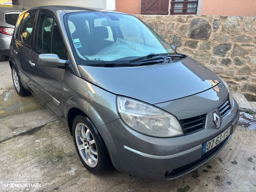 Renault Scénic 1.5 dCi Confort - 1
