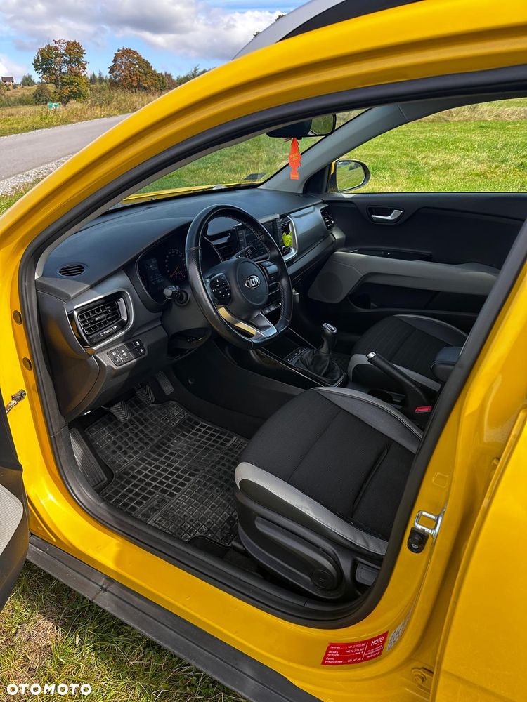 Kia Stonic 1.4 L - 8
