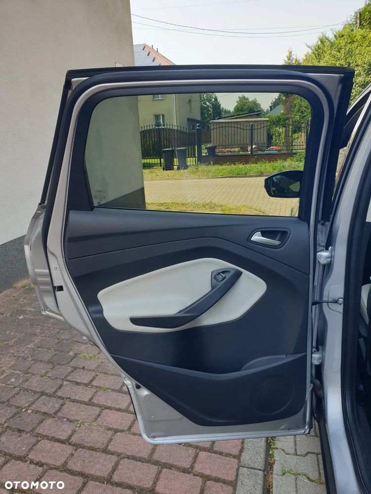Ford Kuga 2.0 TDCi 4x4 Individual - 34