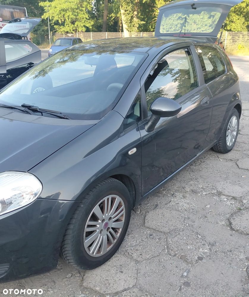 Fiat Punto 1.2 8V - 4