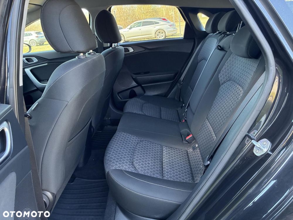 Kia Ceed 1.4 T-GDI L DCT - 14