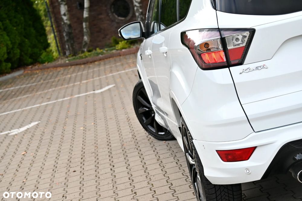 Ford Kuga 1.5 EcoBoost FWD ST-Line ASS - 17