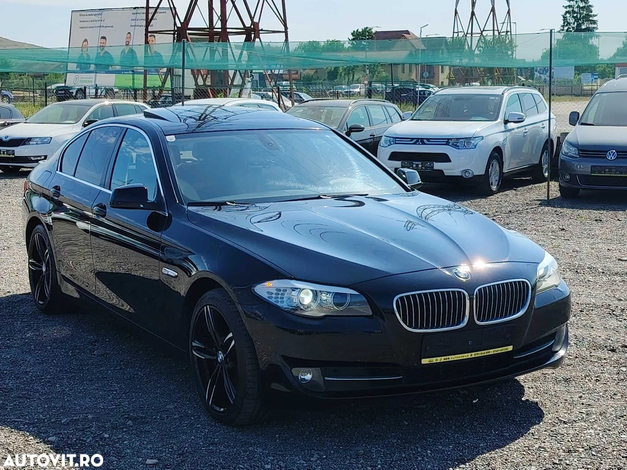 BMW Seria 5 525d Touring Sport-Aut. - 9