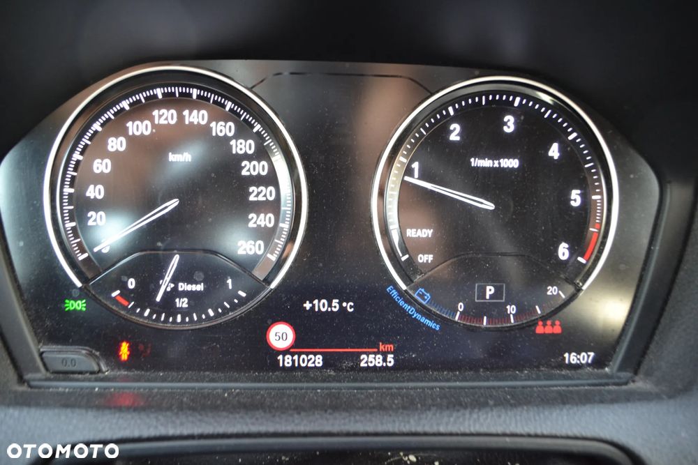 BMW Seria 1 118d Sport Line - 12