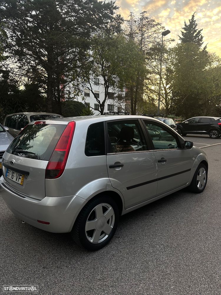 Ford Fiesta 1.25 Trend - 4