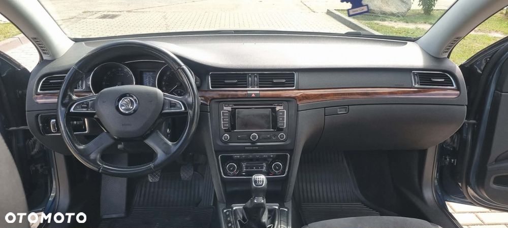 Skoda Superb 2.0 TDI Elegance - 5