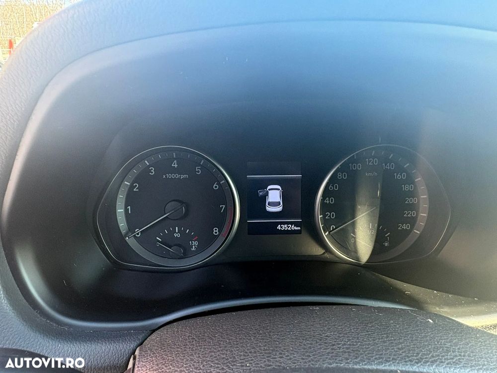 Hyundai i30 1.5 110CP 5DR M/T Comfort - 8