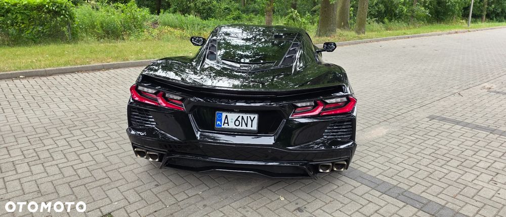 Chevrolet Corvette - 6