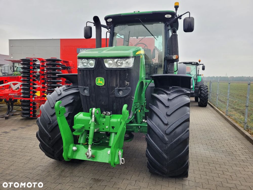 John Deere 7210R - 4