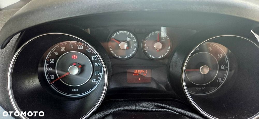 Fiat Punto Evo - 15