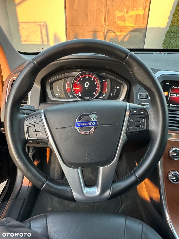 Volvo XC 60 - 23