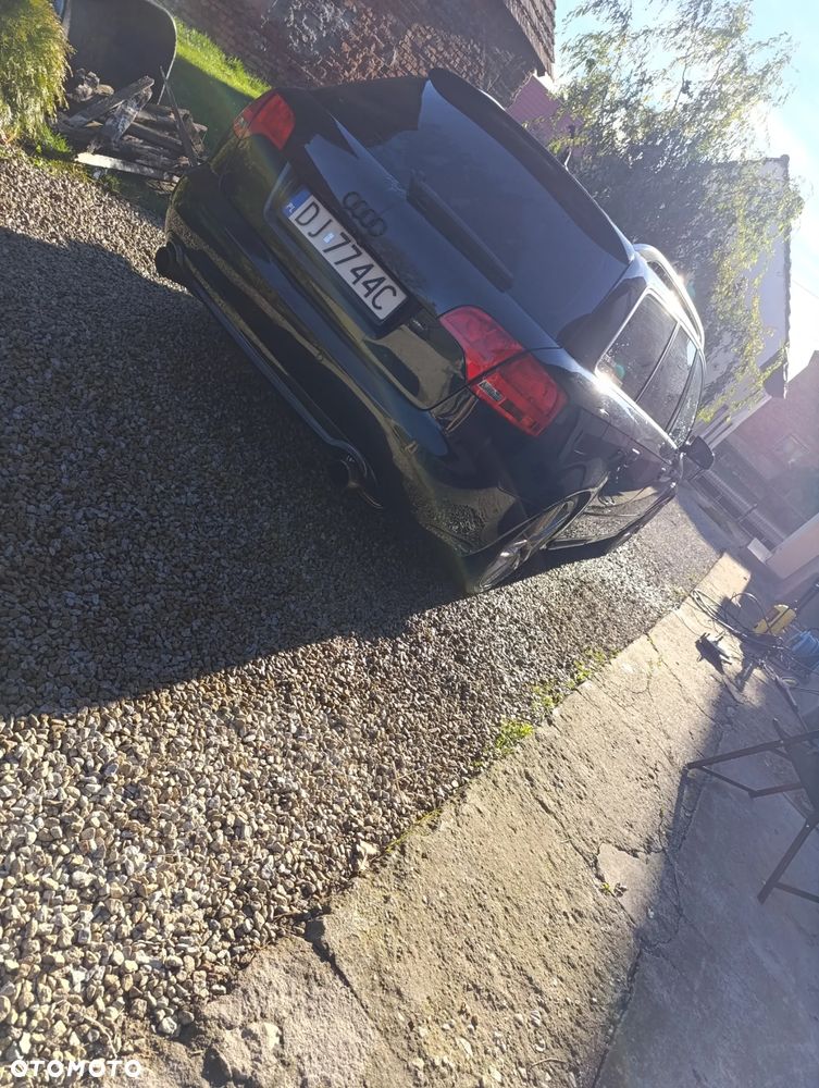 Audi A4 Avant - 4